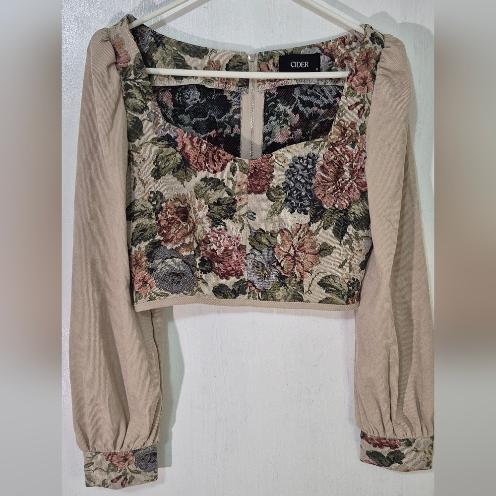 Cider Multicolor Floral Crop Top Size Small